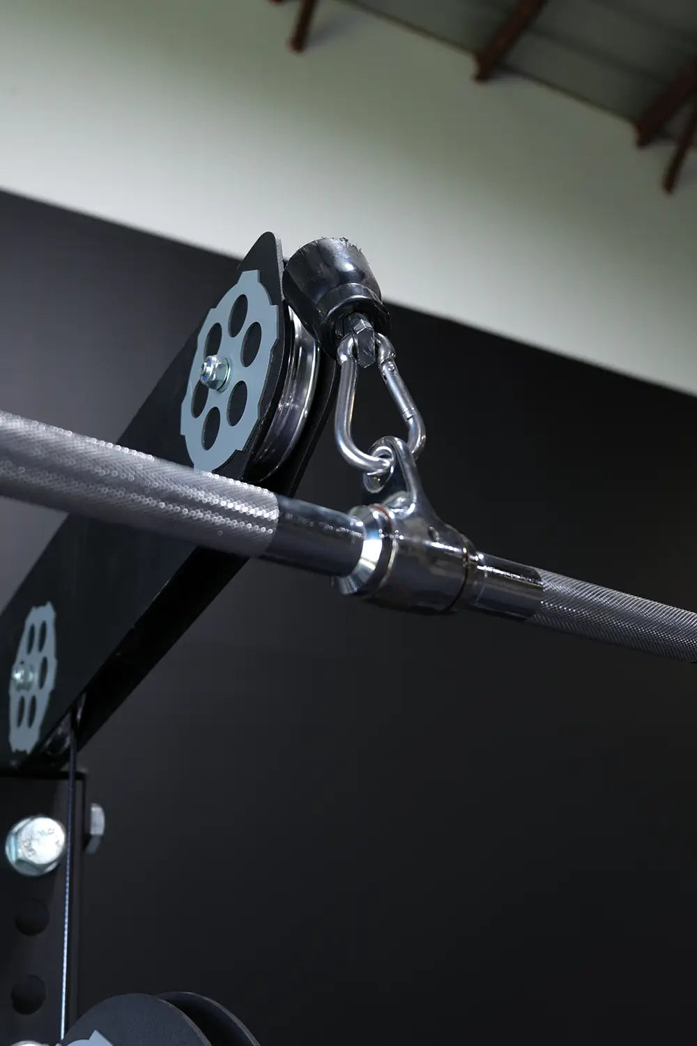 Lat Bar, 47"